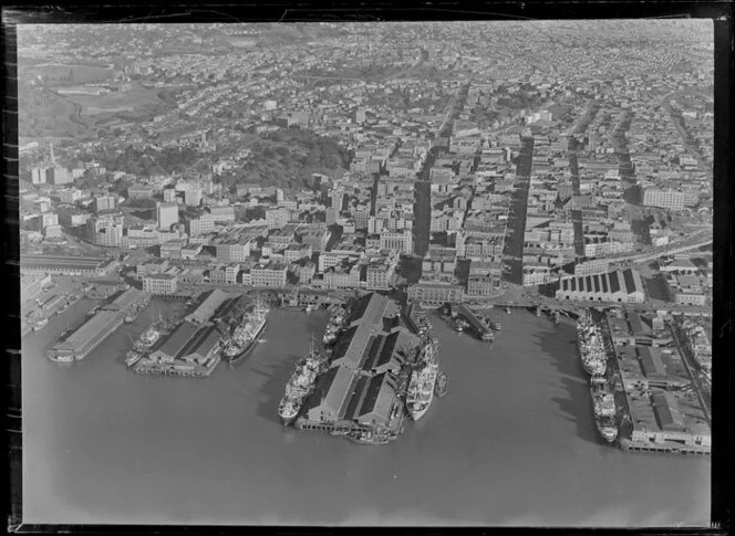 Auckland city showing wharves