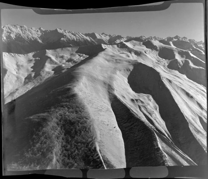 Mountain ranges near Lake Ohau, McKenzie district