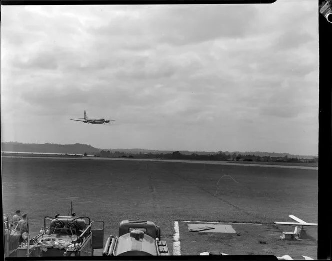 Pan American World Airways, Stratocruiser aircraft in flight at Whenuapai Airbase, Auckland