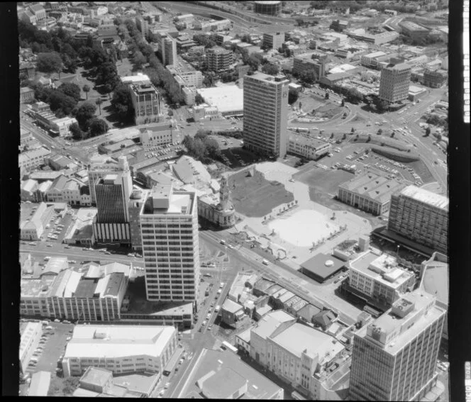 Auckland Town Hall, Aotea Square, Queen Street, Auckland