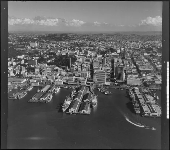 Auckland wharves and shipping