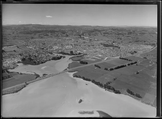 Papakura, Auckland, including Southern Motorway