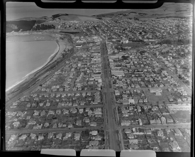 Coastal view of Oamaru, Central Otago District, Otago Region, including Thames Street