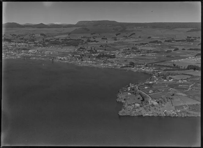 Rotorua shoreline