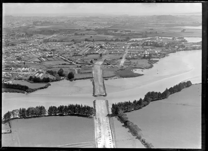 South Road, access to Tamaki, Auckland