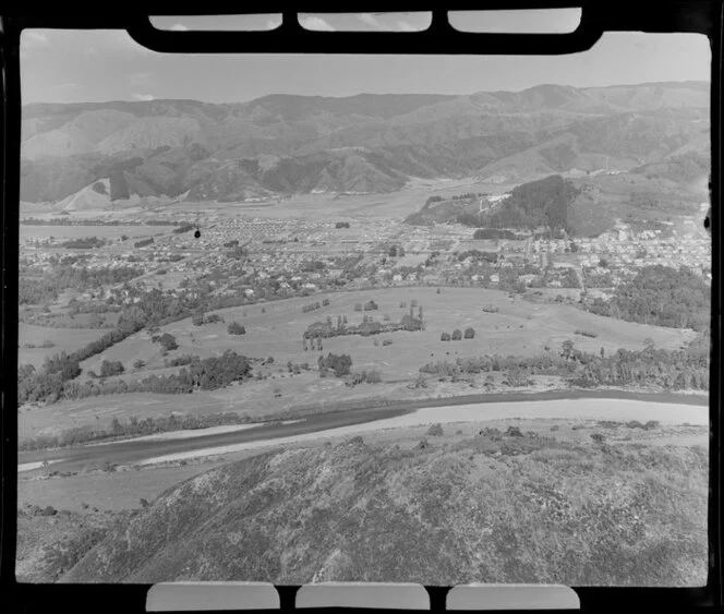 Heretaunga Golf Links and Hutt River, Upper Hutt