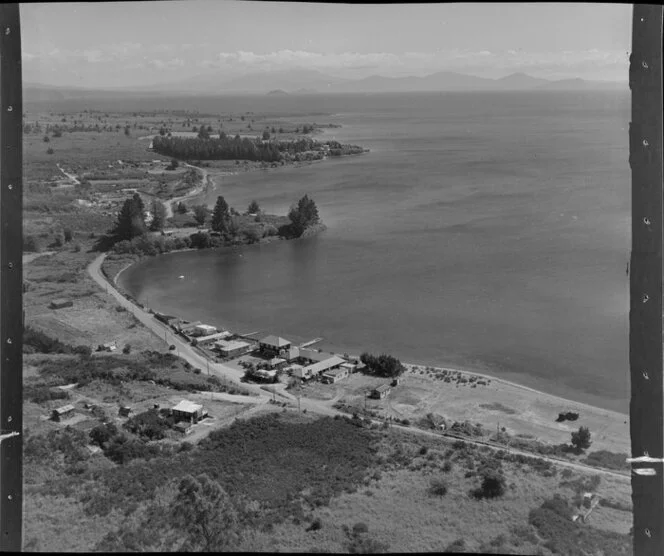 Edgewater, near Taupo, showing houses and lake