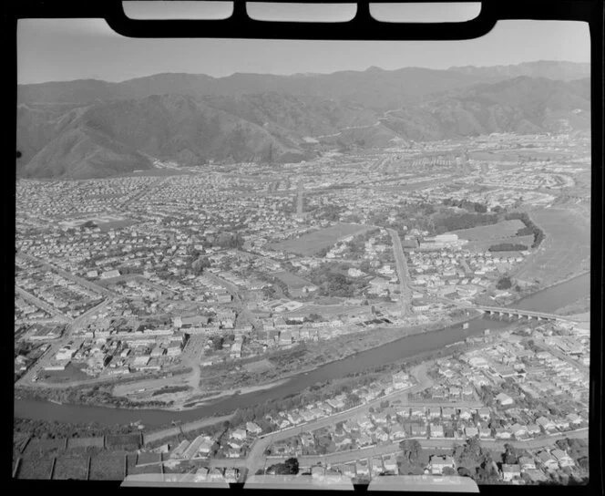 Lower Hutt, Wellington, showing Hutt River