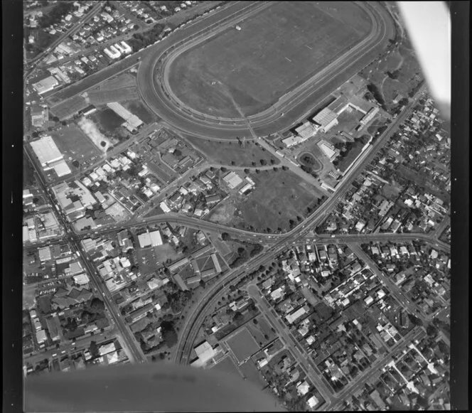 Intersection of Ash Street and Rosebank Road, Avondale, Auckland