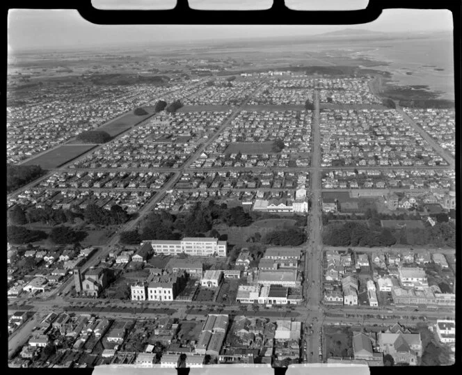 Invercargill, Southland District, including Tay Street and First Prebyterian Church