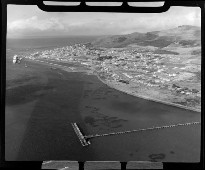 Bluff, Southland, including wharf