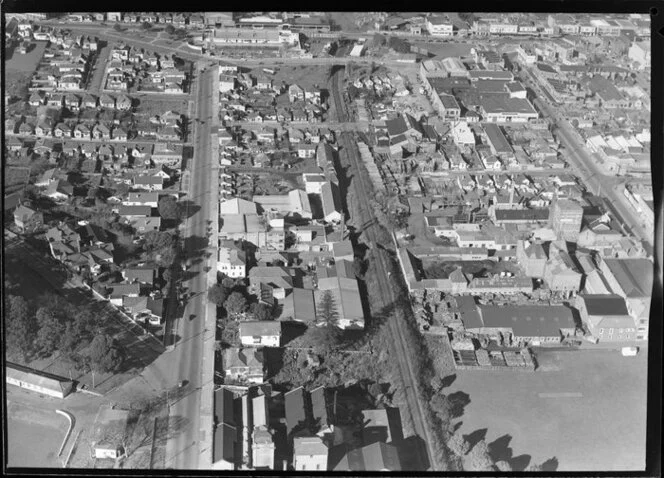 Newmarket, Auckland, showing railway line