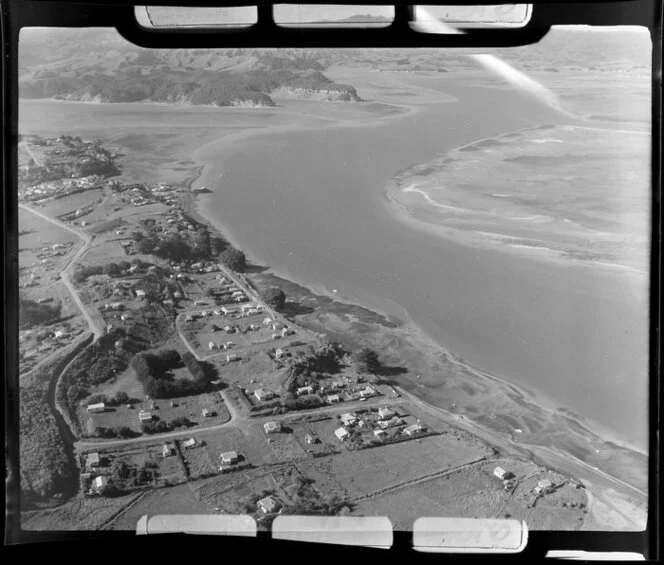 Kawhia, Otorohanga District, Waikato Region, including Te Wharu Bay