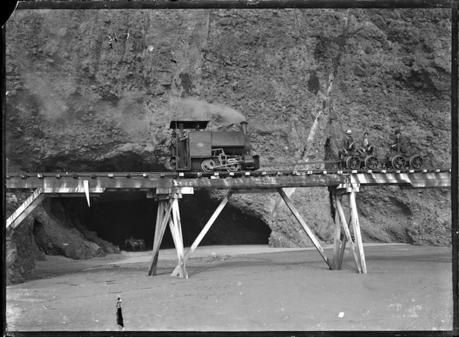 Steam railway locomotive the "Sandfly" on the Whatipu beach tramway.