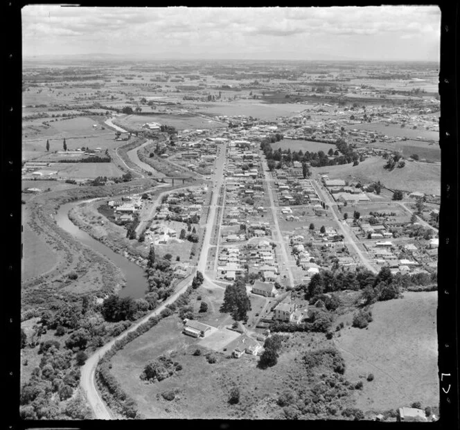 Paeroa township, Hauraki District, Waikato, including Ohinemuri River