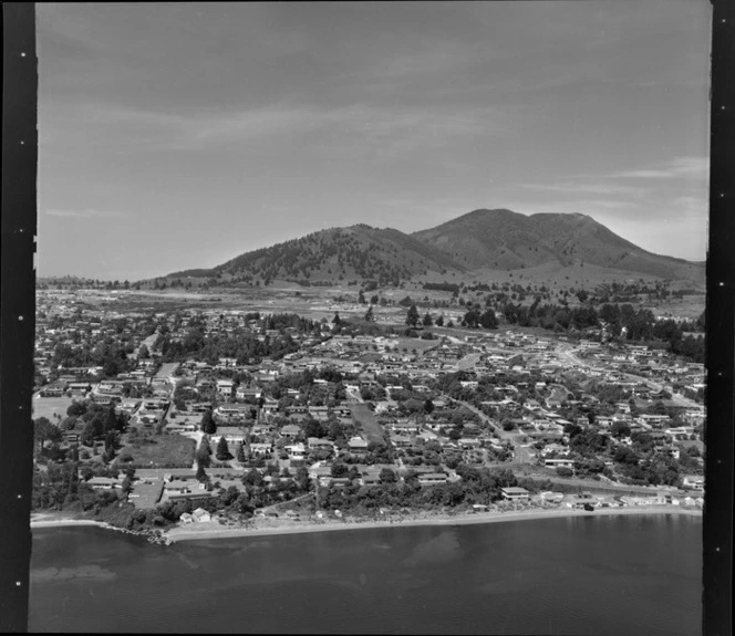 Lake Terrace, Taupo