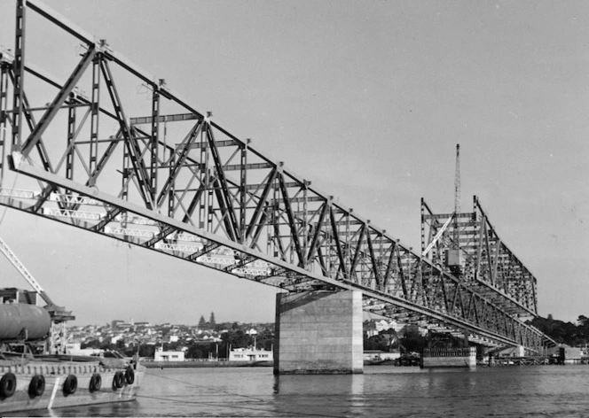 Auckland Harbour Bridge under construction