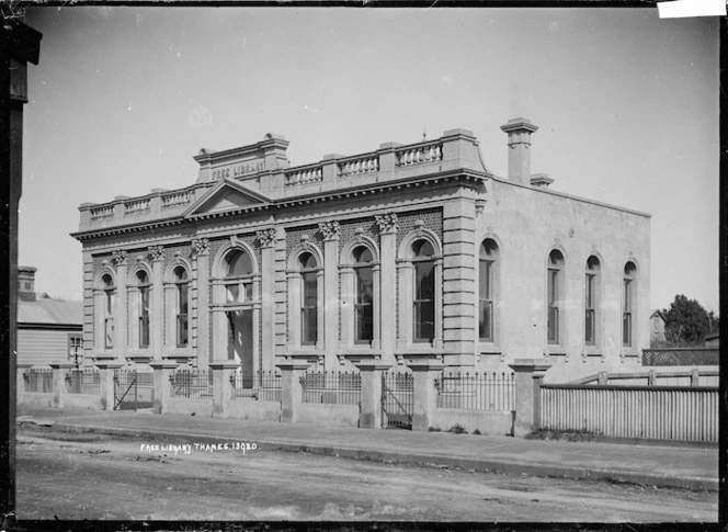 Free Library building, Thames