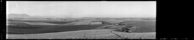 Panoramic view of 'Carleton' Run, Canterbury 1925