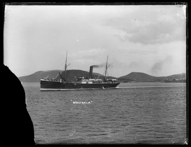 Steam ship Whakatane at Port Chalmers.