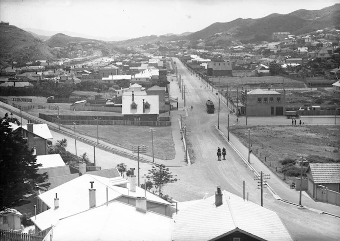 Island Bay, looking north towards Wellington from the Esplanade