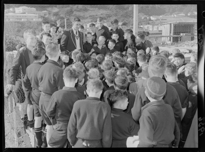 1956 Springbok rugby union football tour, Springbok player M Hanekom talking to Wellington school children