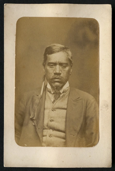 Carnell, Samuel 1832-1920 : Portrait of unidentified man