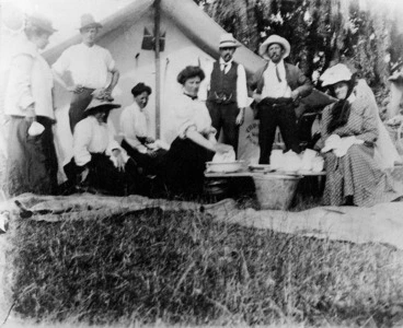 Image: Group, including Katherine Mansfield, at Galatea, Whakatane District