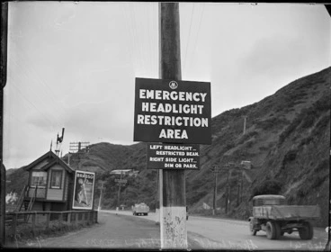 Image: World War II headlight restriction sign beside Hutt Road, Wellington