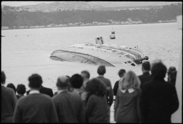 Image: Wahine shipwreck from deck of Aramoana