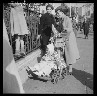 Image: Women, with a child in a pram, on VE day, Wellington