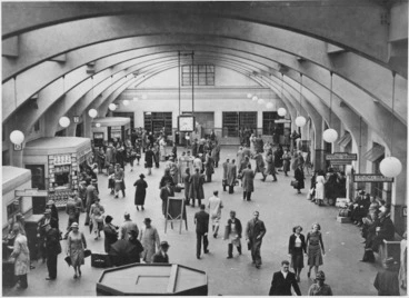 Image: Concourse at Wellington Railway Station during Easter