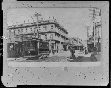 Image: James Smiths, copy - postcard shot of Royal Oak corner in year (1913)