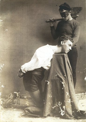 Image: Theatrical beheading : Photograph