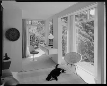 Image: House interior [of Barry Ellison, architect?], shows bedroom with cat on bed