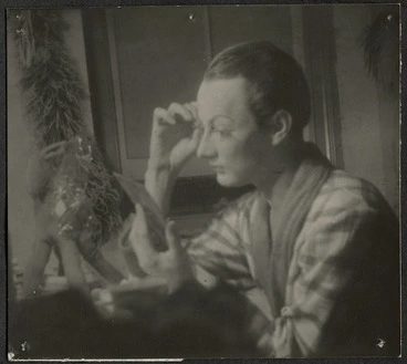 Image: Actor Ralph Dyer making up in his dressing room