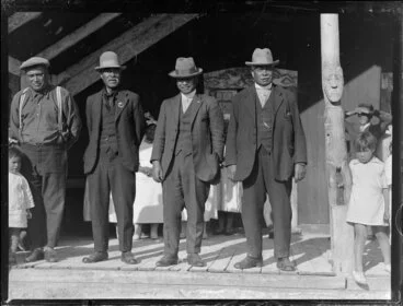 Image: Group of Māori men, including Keepa Te Ahuru, at Korohe marae, Tūrangi
