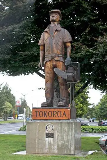 Image: Tokoroa sculptures