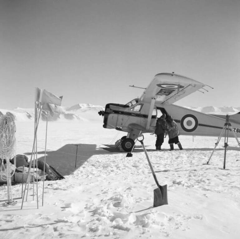 Image: The RNZAF Beaver on the Polar Plateau