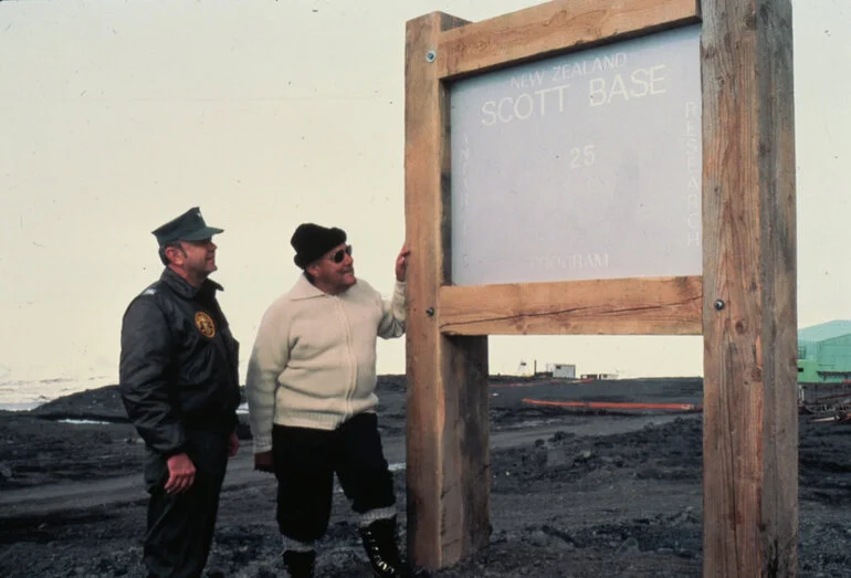 Image: Scott Base 25th Anniversary