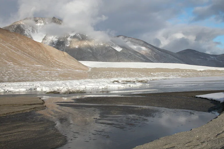 Image: McMurdo Dry Valleys: soft sands