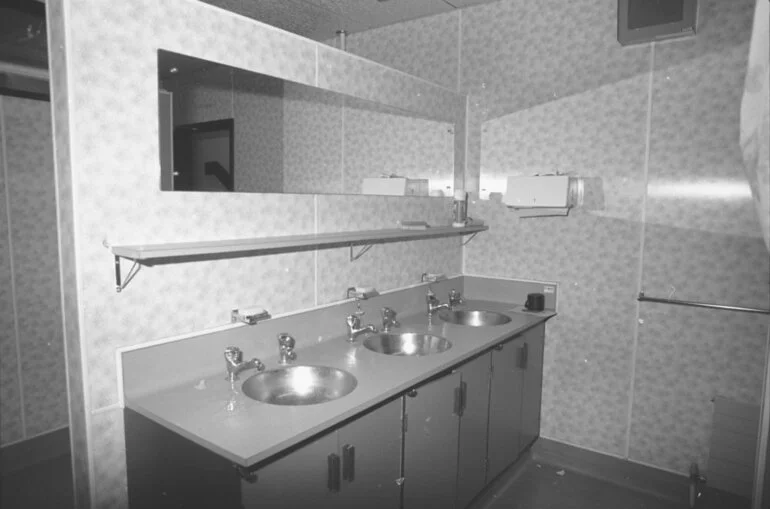 Image: Scott Base - Womens bathroom