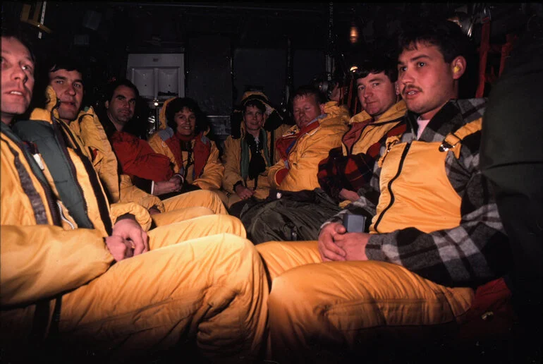 Image: New Zealanders on Starlifter Flight to McMurdo