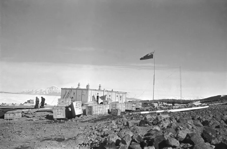 Image: The Mess hut (TAE hut) and New Zealand flag