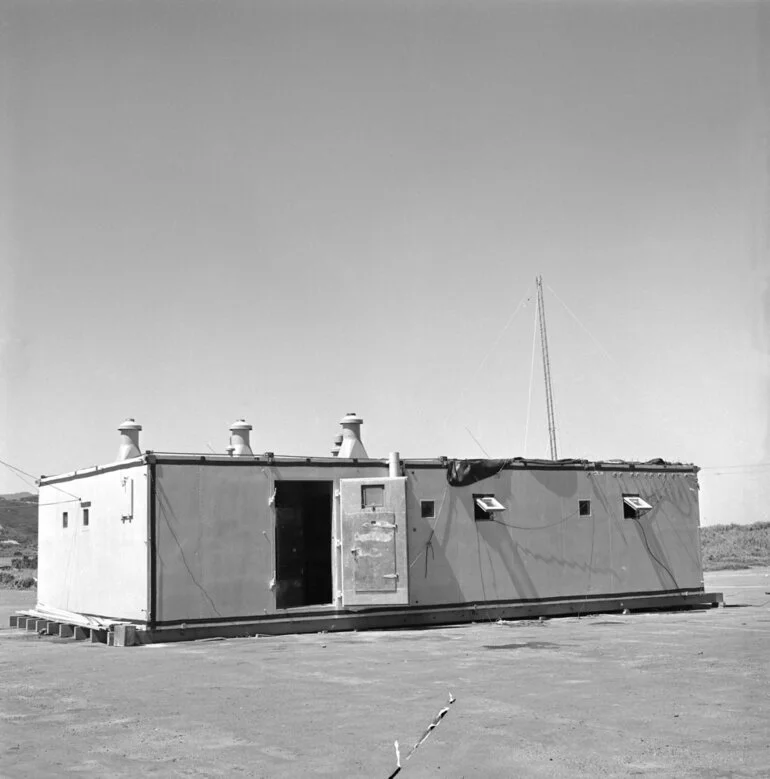 Image: Trial erection of buildings at Rongotai