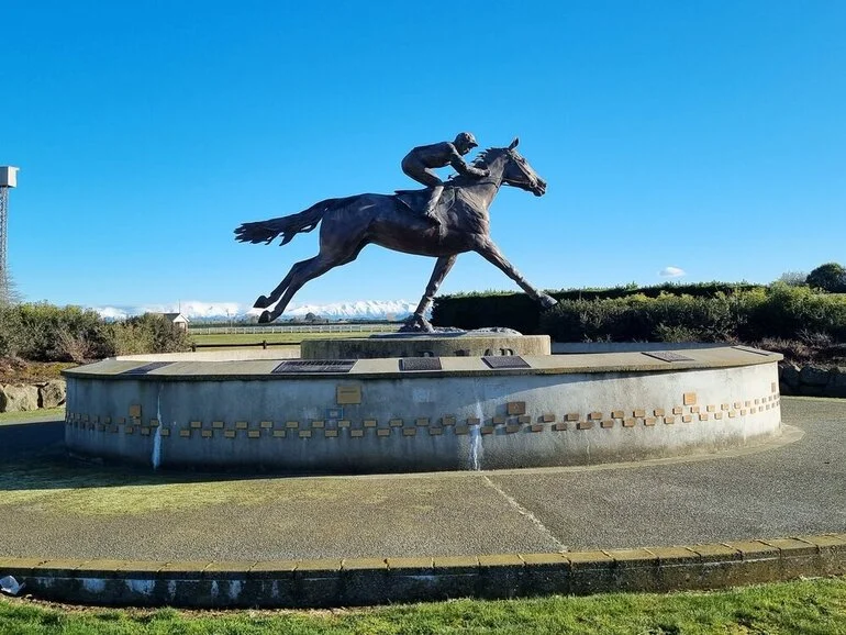 Phar Lap - Wikipedia