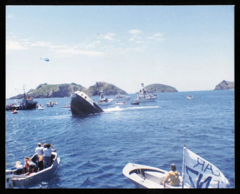 Image: Sinking of the Rainbow Warrior