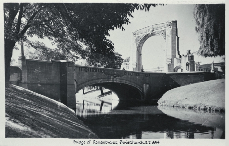 Image: The Bridge of Remembrance, Christchurch