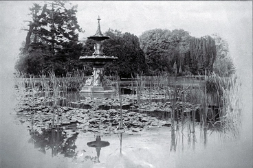 Peacock Fountain and lily pond, Botanic Gardens, Christchurch Image: Peacock Fountain and lily pond, Botanic Gardens, Christchurch