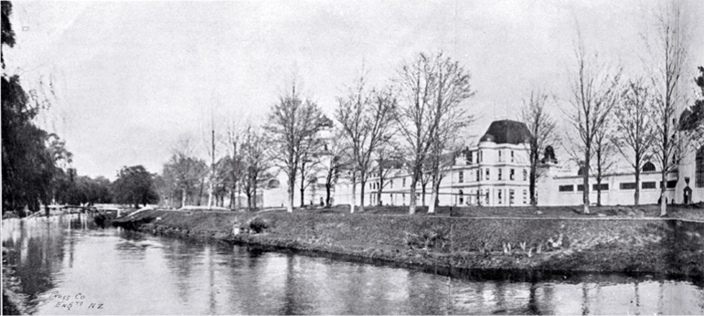 Image: New Zealand International Exhibition, Hagley Park, Christchurch